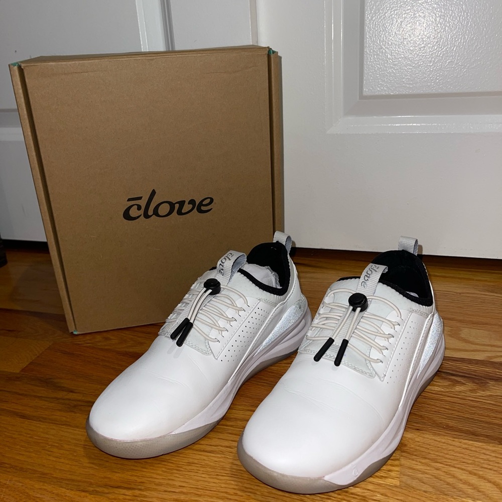 Clove Nursing Shoes 7.5